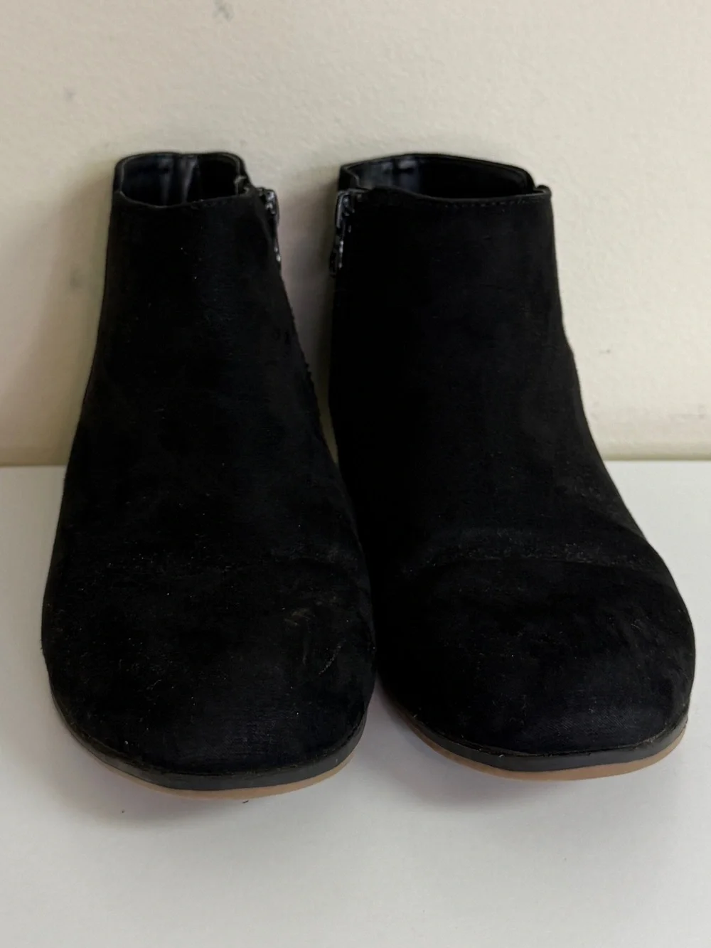 Cat & Jack: Kids' Black Zipper Boots, Size 4
